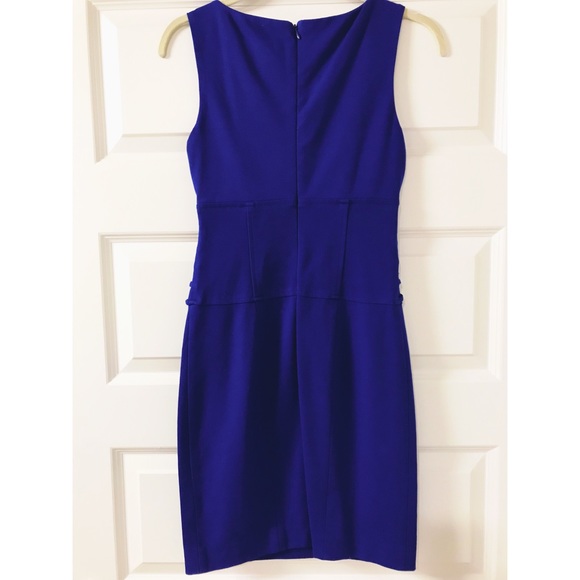 Cache fitted work dress with gold detailing - Picture 2 of 4